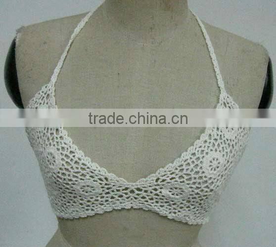 crochet lady's underwired bra design