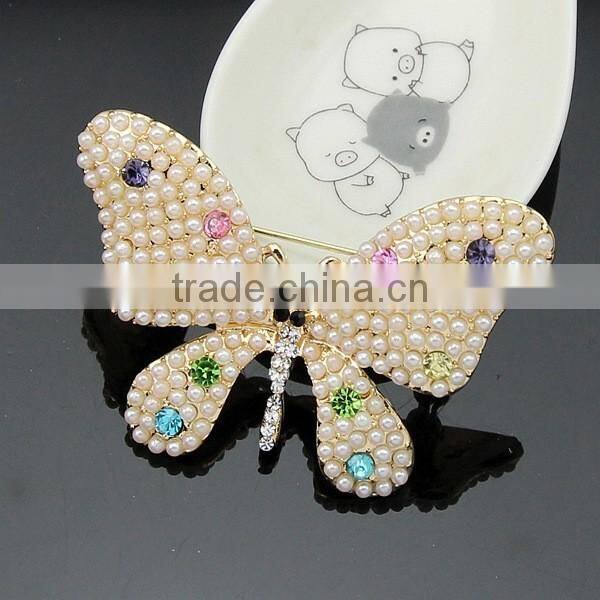 Handmade pearl butterfly brooch high end pearl butterfly brooch 2016 korean style pearl butterfly brooch