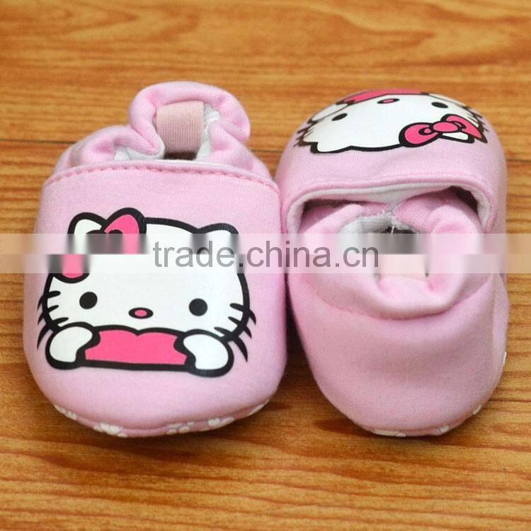 Stylish Kitty printed Baby booties
