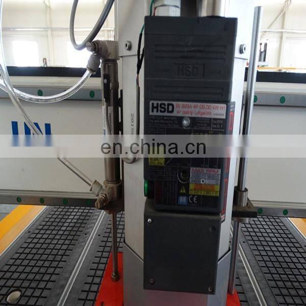 High quality wood cabinet door cnc router machine prices 1325 (1300*2500*300mm), cabinet door door vacuum membrane press machine