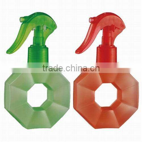 Plastic garden spray bottle