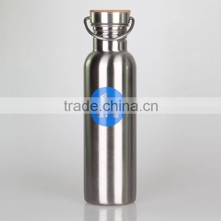 Hot selling 2016 summer Mlife double wall 750ml stainless steel water bottle sport bottle tumbler with Bamboo Lid & Handle