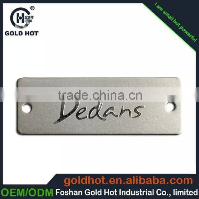 2015 fashion custom company brand metal letters tag accessories