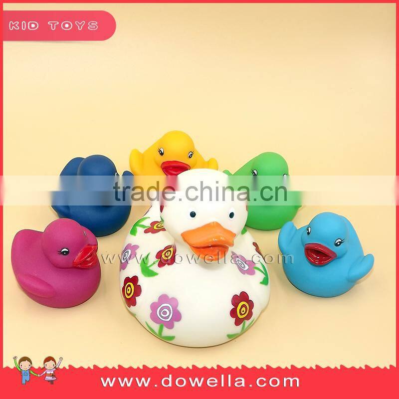 2015 hot selling custom yellow plastic ducks