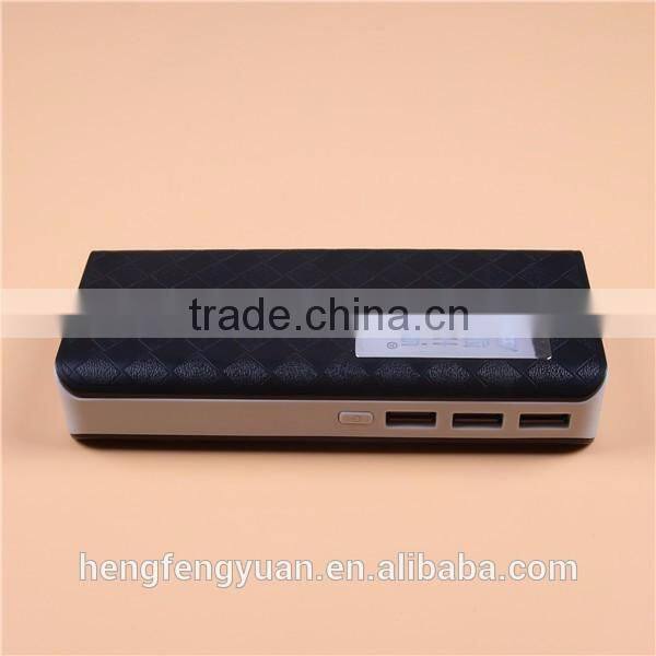 Factory Direct 3 USB 15000mAh Power Bank with Camping Lantern