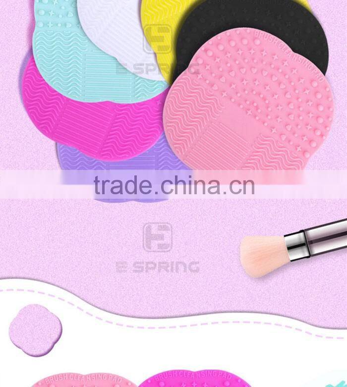 Mini Cosmetic Brush Washing Scrubber with Suction Cup Silicone Makeup Brush Cleaning Pad