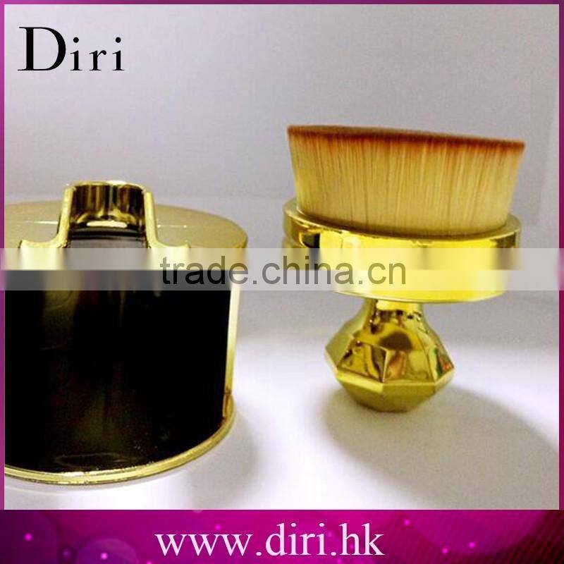 2017 New 1 PCS professional foundation makeup brush seal shaped make up brush with base