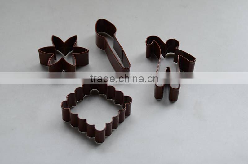 Cheap umbrella shape metal factory biscuits cutters in red color