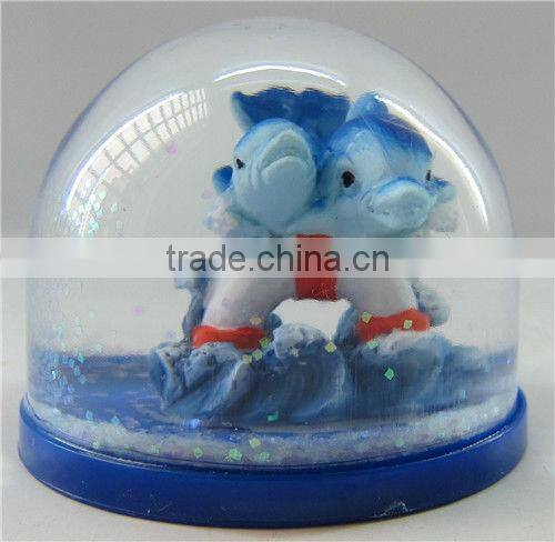 6*6*5cm customized plastic snow globe