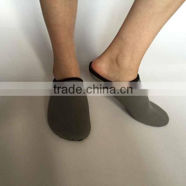 3mm neoprene anti slip indoor socks