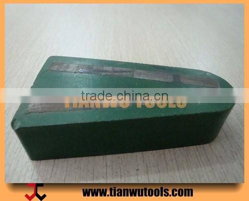 Metal Type Triangle Polishing Brick Abrasive Block (4 segments embed in bakelite)
