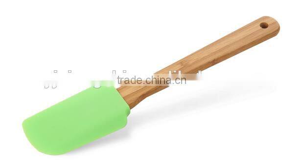 Hot Sale Food Grade Silicone Spatula With Wooden Handle Cooking Utensils