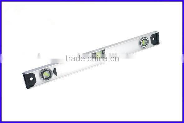 Spirit level vial with retractable hanging hook