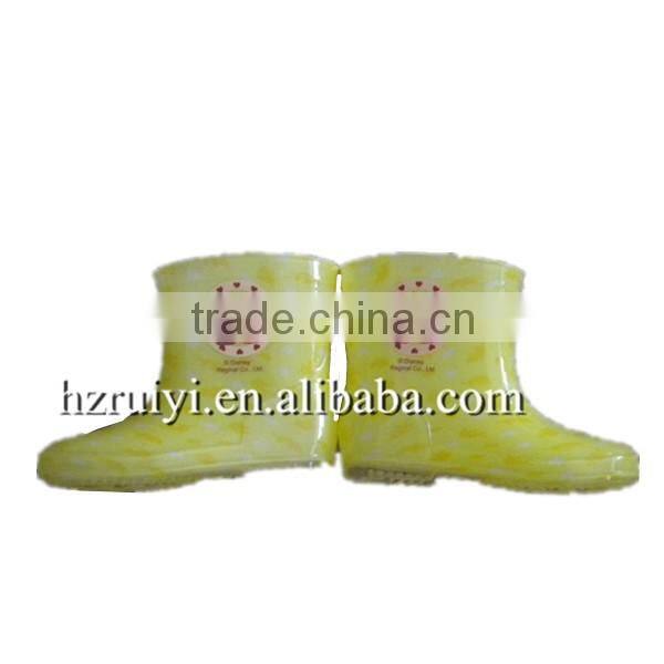 customer printed PVC cheap light kids fashionable cute cartoon pvc inject rain boots