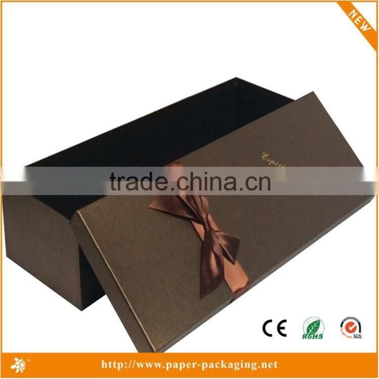 Delicate Flowers Gift Box Packing