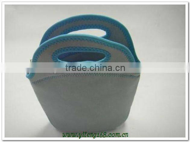 New! beautiful and practical eva cartoon lunch bags