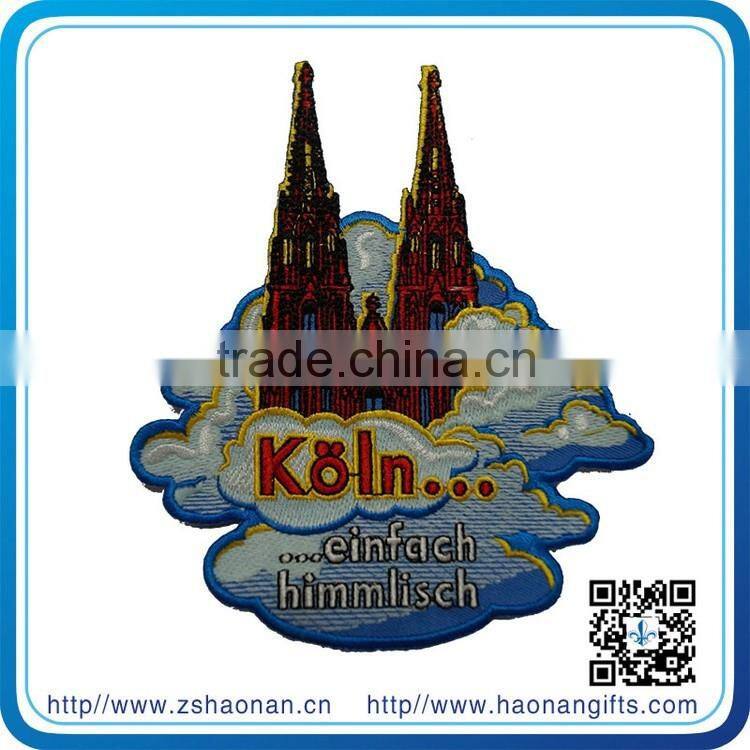 2016 Hot selling sale embroidery patch products made in asia