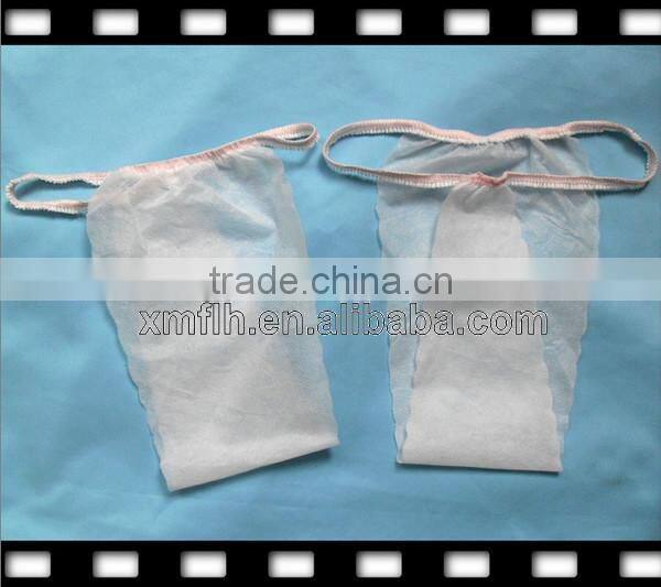 Disposable g-string for spray tanning