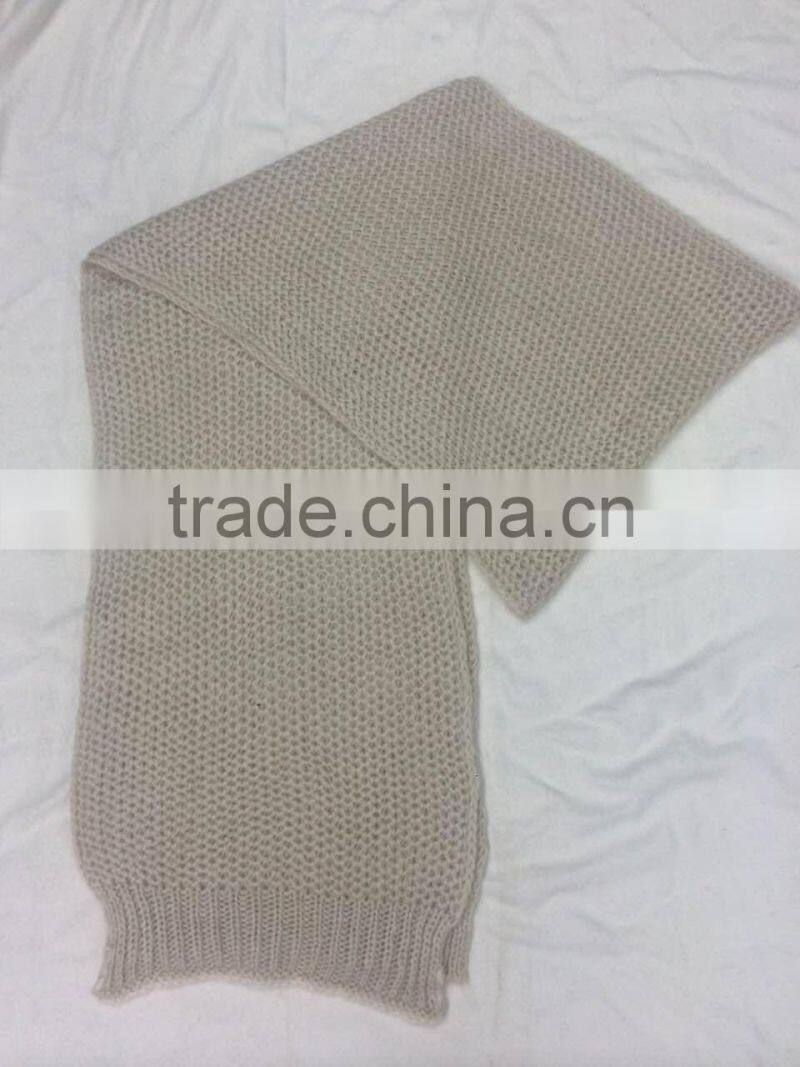 Stock Item fashionable men's gray and cerulean knit scarf