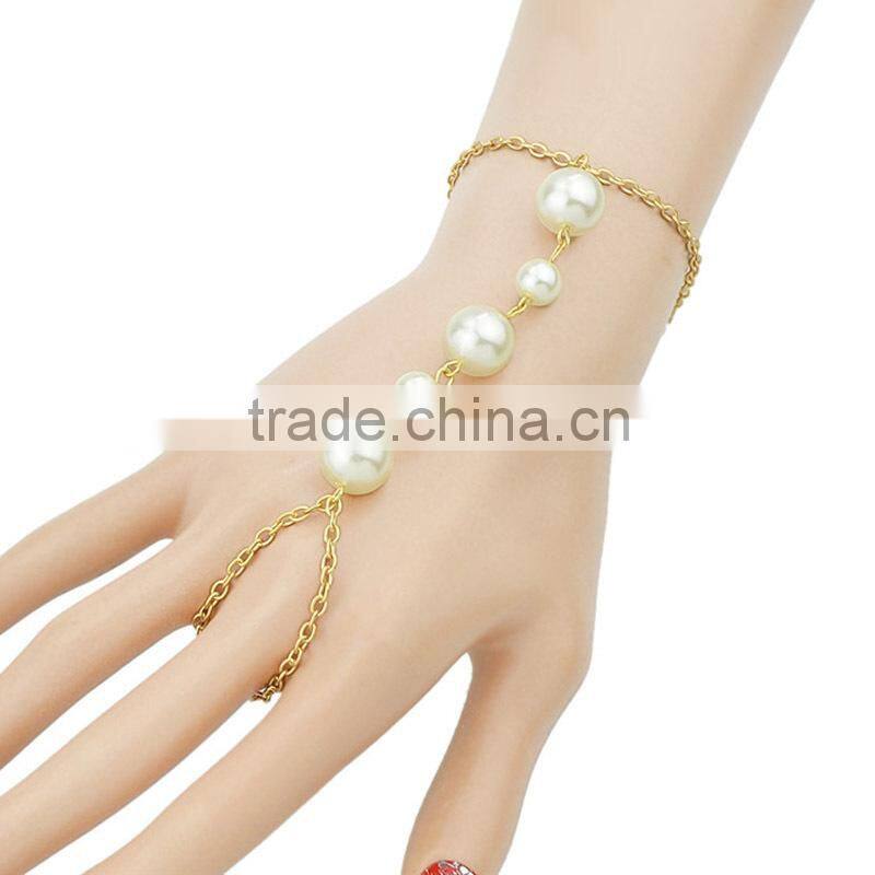 Fashion beautiful women hand gold chains pearl bracelet with ring