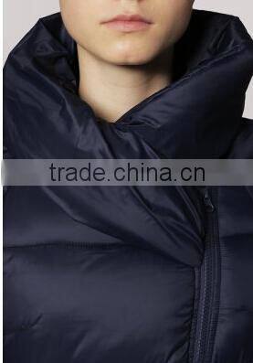 China Women Winter Hooded Down Coat YKK Zipper