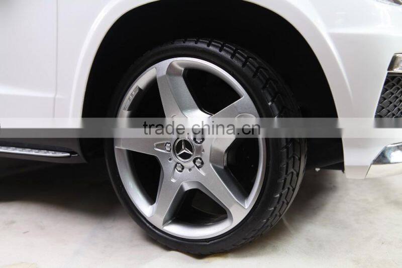 Mercedes Benz License Ride on toy car with four driving motors