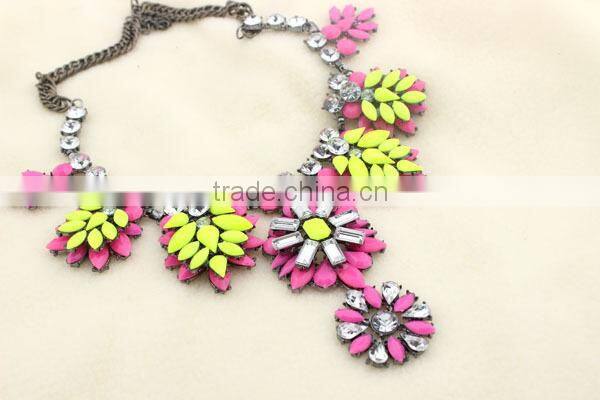 New Leaf Flower Resin Vintage Choker Pendant Statement Necklace Women Necklaces & Pendants Fashion Necklaces for Women 2014