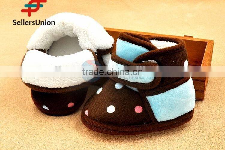No.1 yiwu exporting commission agent wanted Cute Cotton Cloth Baby Shoes for Winter boot shoes for baby