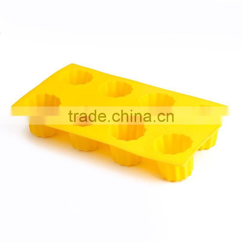 CBU26 FDA LGFG 8 connected silicone funny cake mold