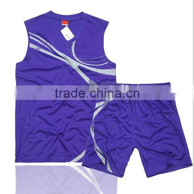 lakers' basketball uniform