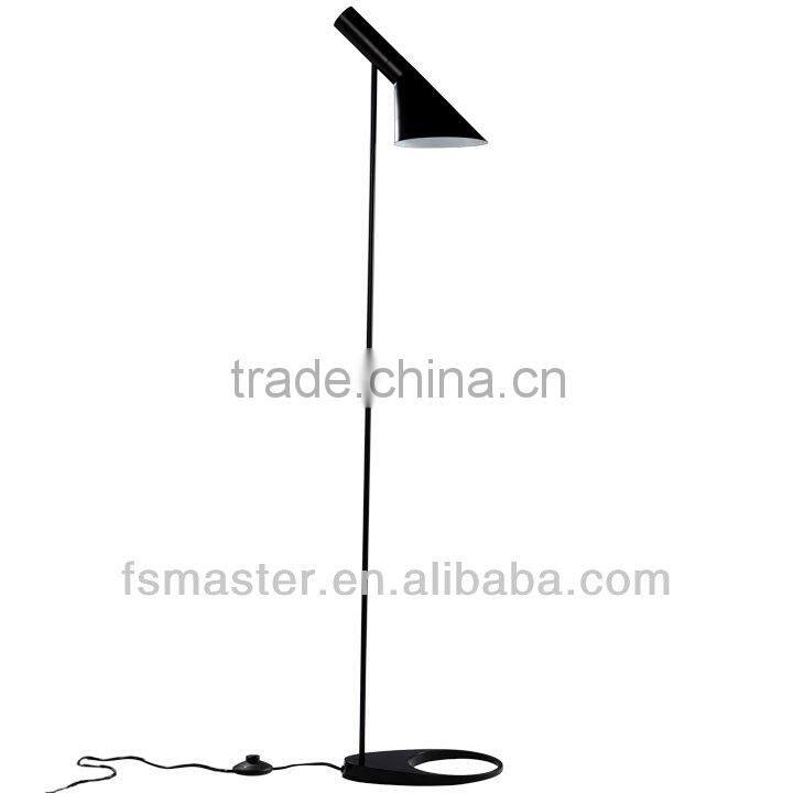 Home appliance Arne Jacobsen light energy saving AJ floor lamp