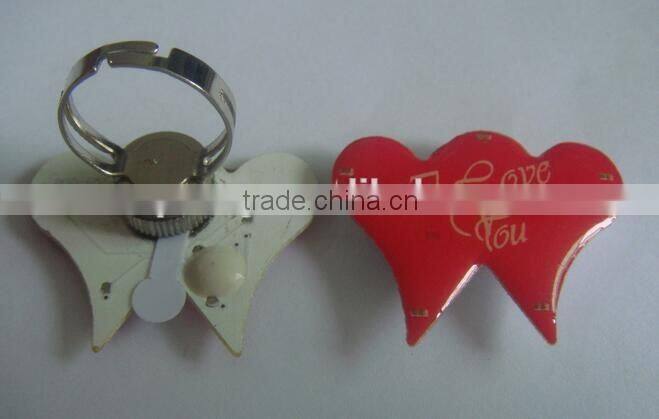 Christmas Party Lighting Toy Small Plastic Flashing Diamond Finger Rings Toys LED Glowing Kids Finger Rings Gadget