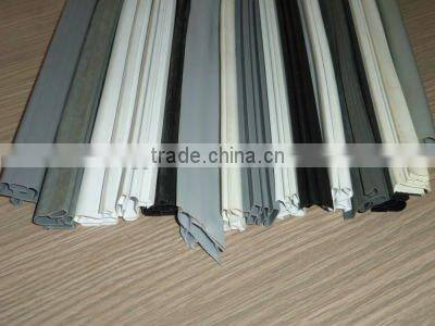 freezer gasket with magnet