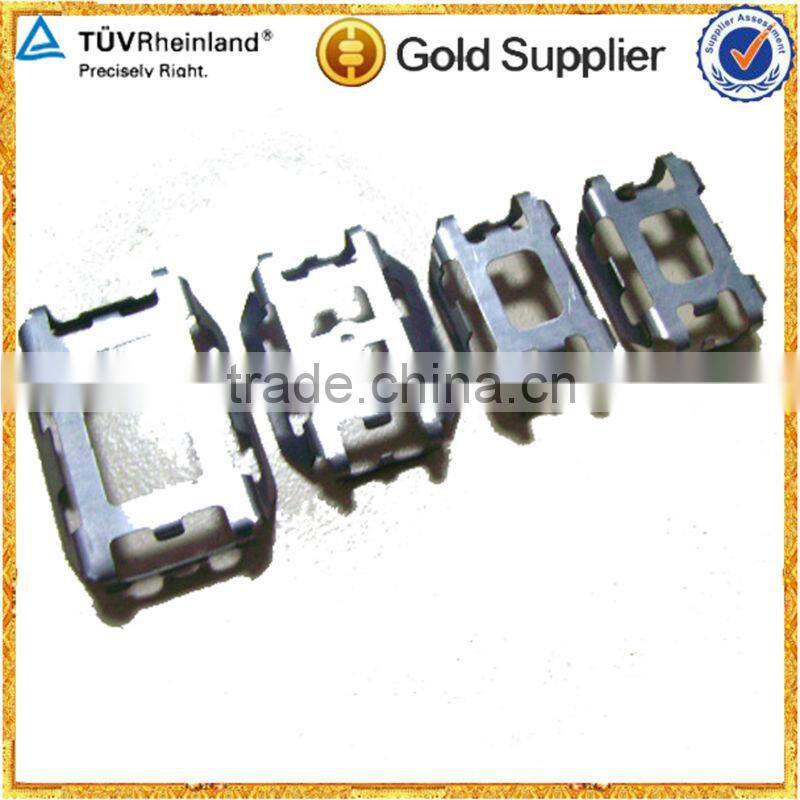 Metal logo mark for handbags