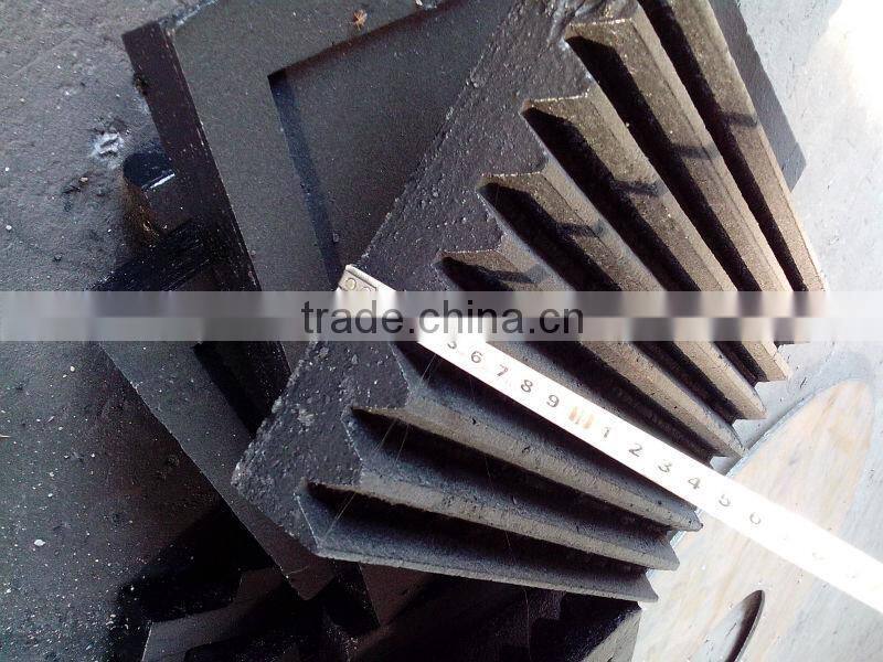 2015 china good quality pe150*250 small portable rock crusher