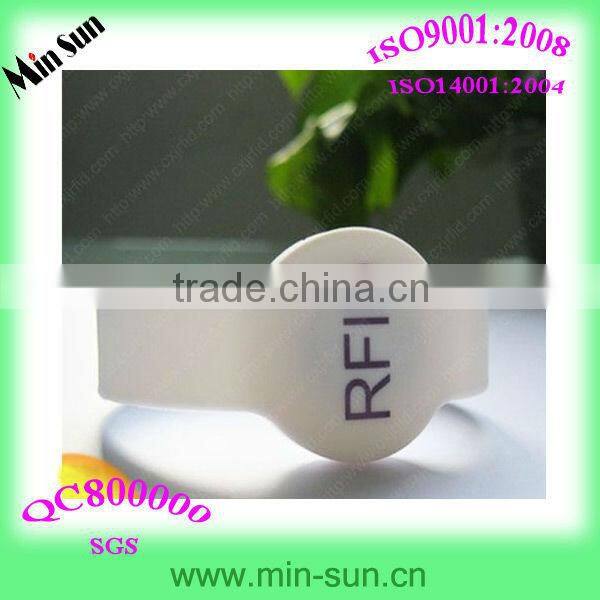 New 2013 Ntag203 Waterproof Silicone Rfid Wristband