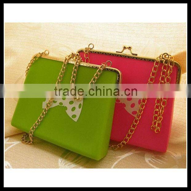 Eco-friendly new pruduct silicone cosmetic bag