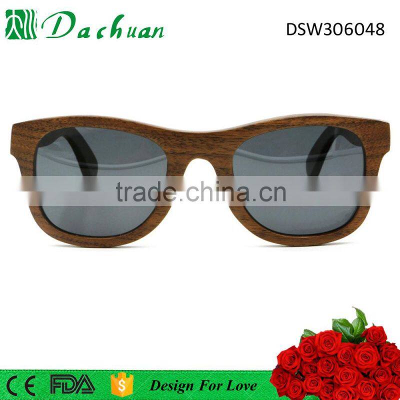 2016 latest designer high quality 100% natural OEM cat3 UV400 US wood sunglasses