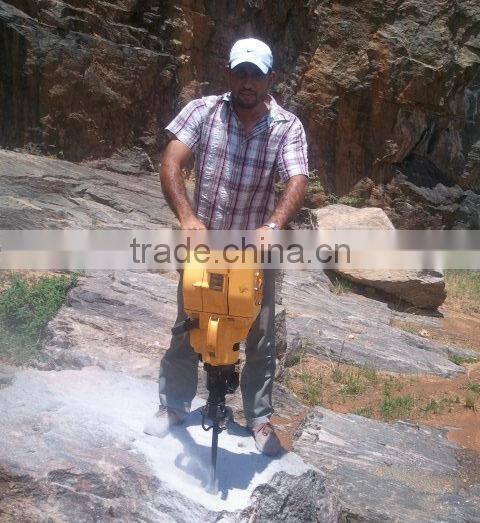 YN27 Petrol-driven combined drill/breakers