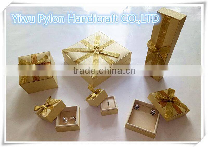 good quantity paper gift box