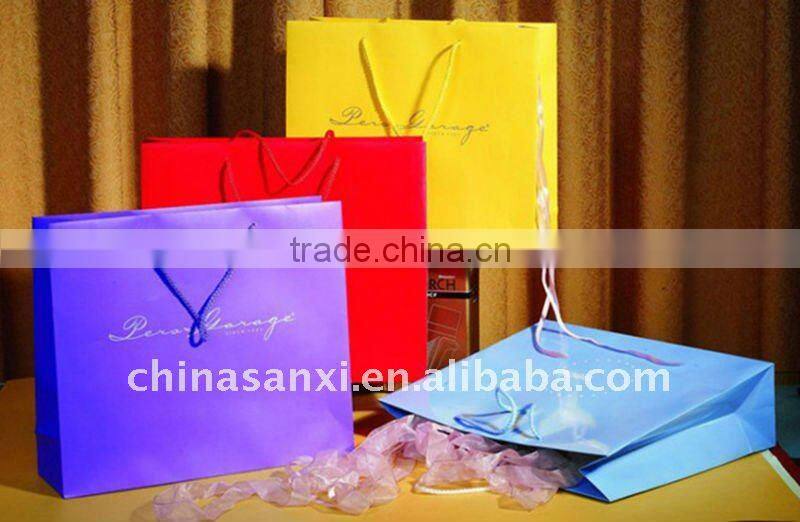 Small net paper gift bags with ribbon /paper bag for present