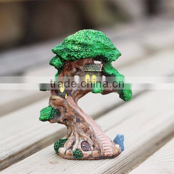 Custom resin crafts garden decor artificial miniature tree house gnome