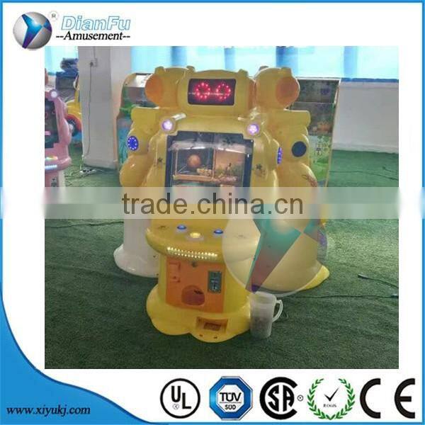 2016 kids hot sell fighting tickets redemption capsule type game machine in guangzhou on sale