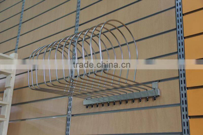 Caps expositor satin hanger