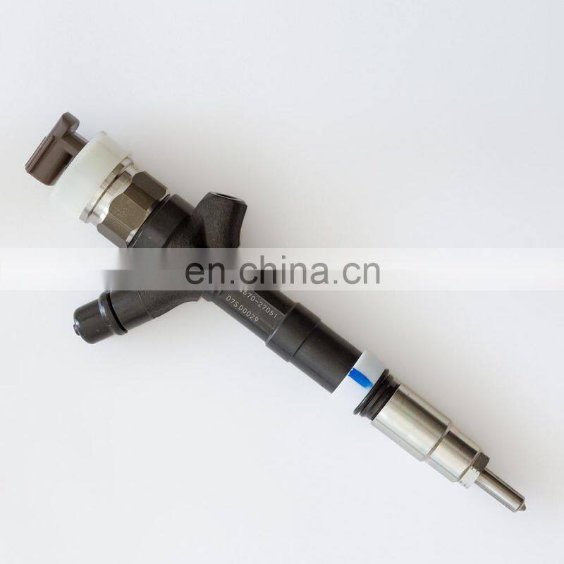 23670-27051,23670-29065,095000-6200,095000-6201 genuine new diesel fuel injector for 1CD-FTV 2.0D