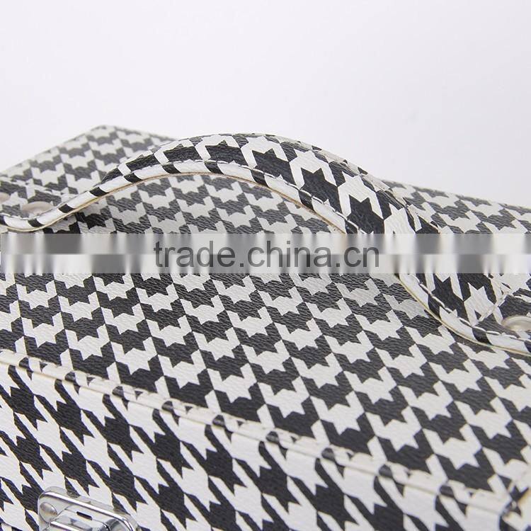 Ladies leather vanity bag nail box