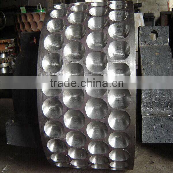 Mechanical press briquette making machine