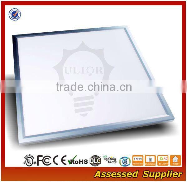 P15-354 Up to 115lm/w CE RoHS FCC DLC Shenzhen led panel lighting Manufactory for Commercial lighting and Household lighting