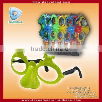 Fast moving cheap toy candy tennis racket toy with sweet