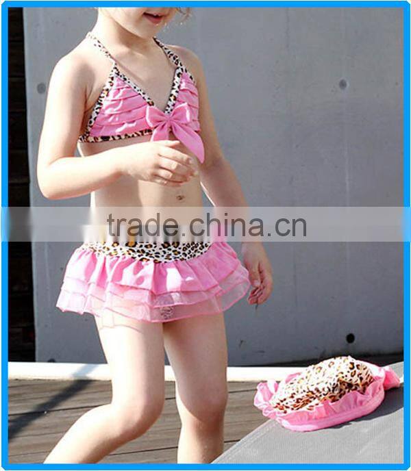 Domi wholesale 2 piece kid's leopard swimwear hot selling kids string bikini with cute skirt and cap
